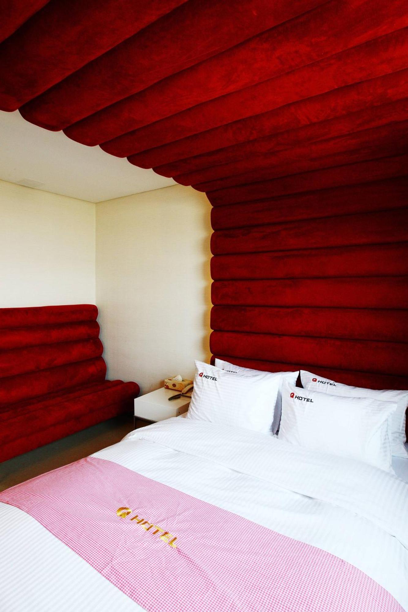 Q Hotel Paju Bagian luar foto