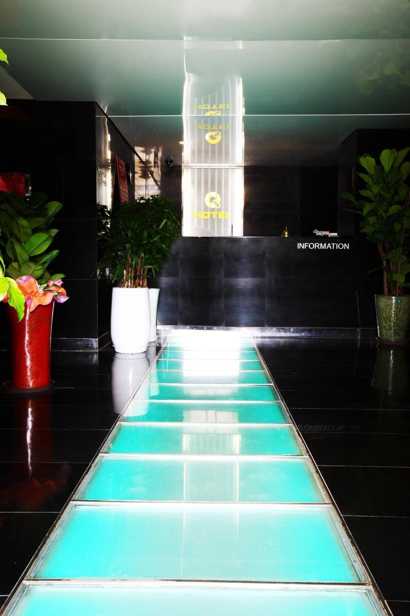 Q Hotel Paju Bagian luar foto