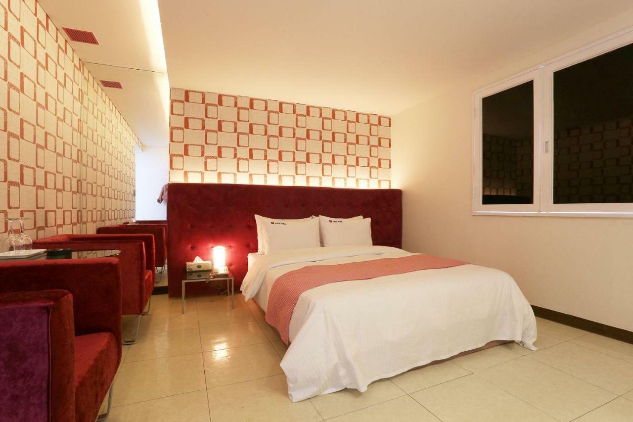 Q Hotel Paju Bagian luar foto